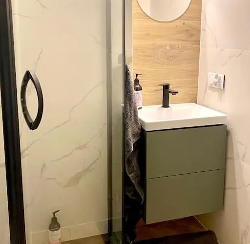 Close To Metro, 8 Minutes To Centrum And Near Airport Lejlighed *