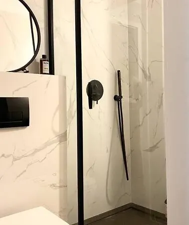 Апартаменты Close To Metro, 8 Minutes To Centrum And Near Airport *